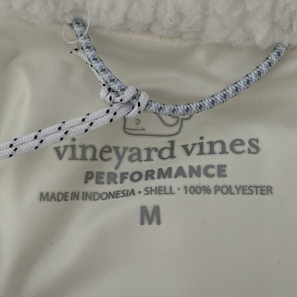 NWT VINEYARD VINES WHITE VEST - MEDIUM - Picture 10 of 13